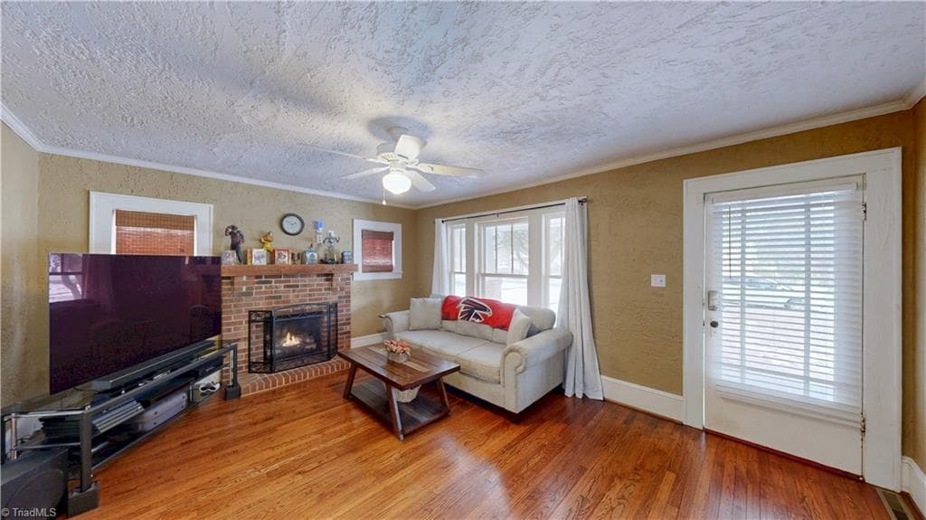 Stick/Site Built at 106 Brinkley Place, High Point NC 27265, photo 20 of 50