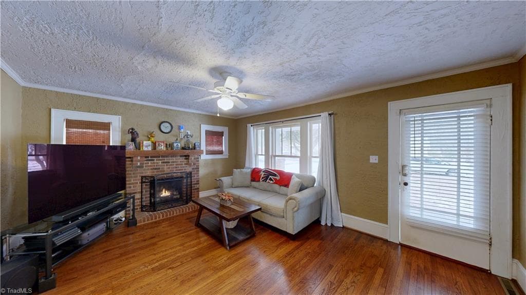 Stick/Site Built at 106 Brinkley Place, High Point NC 27265, photo 21 of 50