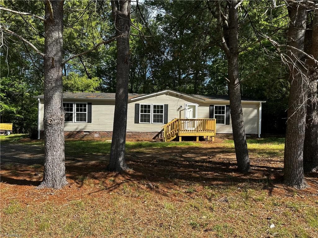 Manufactured Home at 6260 Nc Highway 801, Mocksville NC 27028, photo 15 of 15
