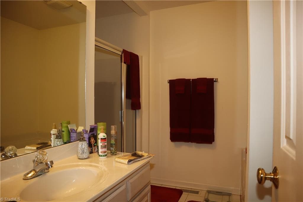 Stick/Site Built at 4702 Tuliptree Drive, Greensboro NC 27455, photo 8 of 23