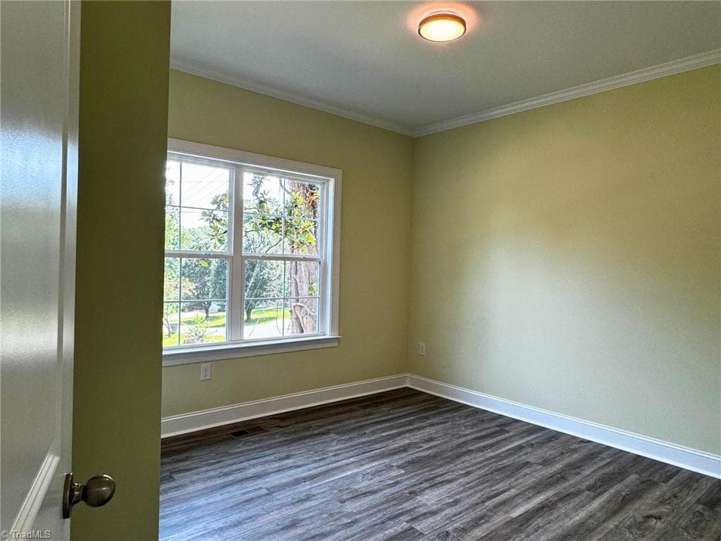 Stick/Site Built at 613 Kendall Street, Eden NC 27288, photo 10 of 18