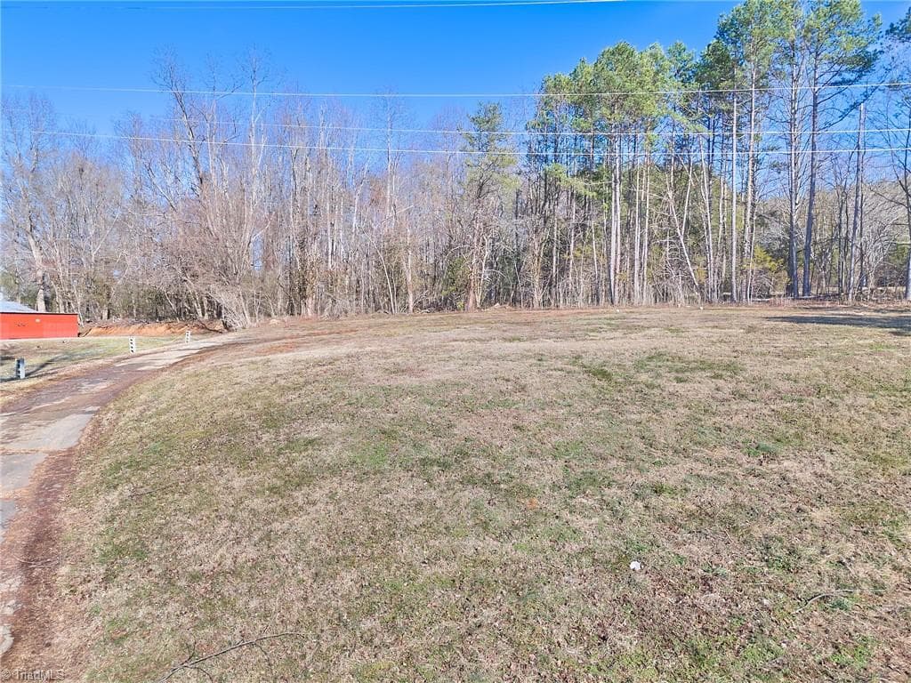 Single Family Residence at 5671 Walnut Cove Road, Walkertown NC 27051, photo 5 of 11