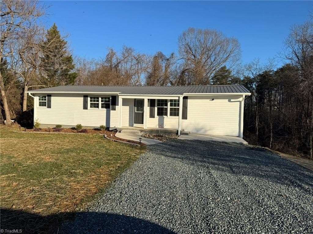 1065 Power Dam Road, Walnut Cove NC 27052