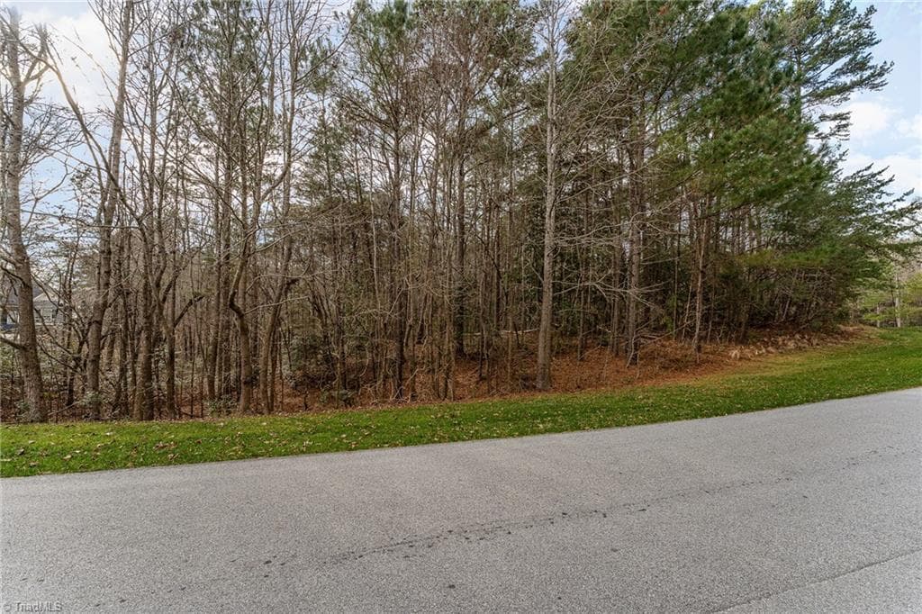 Single Family Residence at 215 Mallard Drive, New London NC 28127, photo 5 of 16