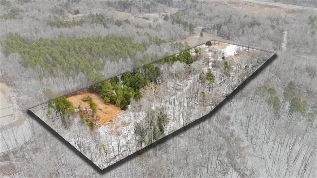 Stick/Site Built at 241 Willowlake Road, Greensboro NC 27405, photo 7 of 41