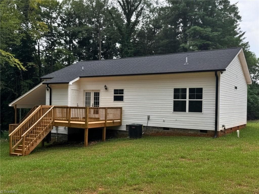 Stick/Site Built at 605 Kendall Street, Eden NC 27288, photo 17 of 20