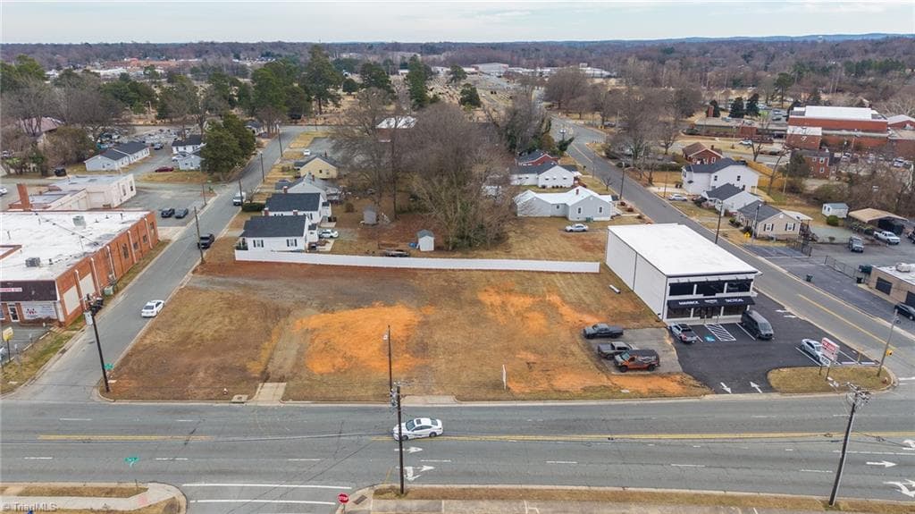 Remarks at 1304 Church Street, Burlington NC 27215, Burlington, photo 12 of 17