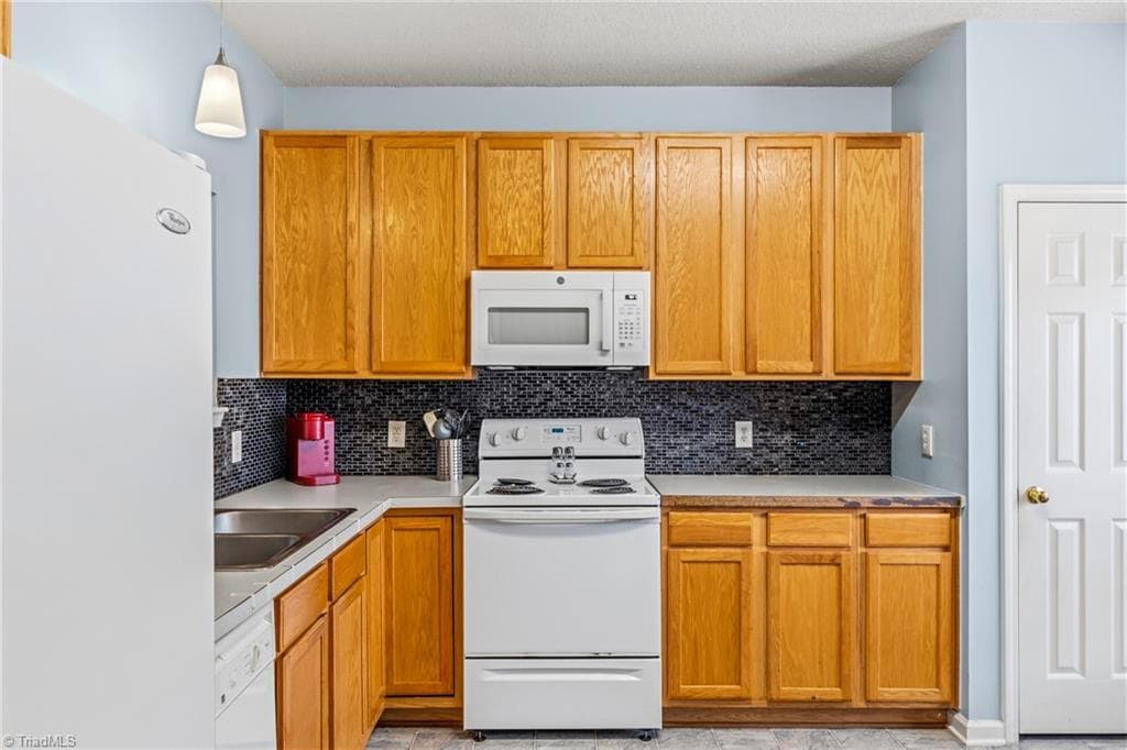 Stick/Site Built at 1640 Olivers Crossing Circle, Winston-Salem NC 27127, photo 6 of 26