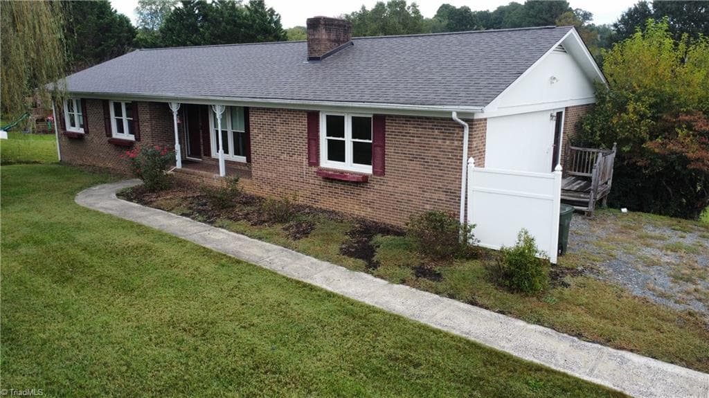 Stick/Site Built at 417 Fulton Avenue, Mount Airy NC 27030, photo 26 of 44