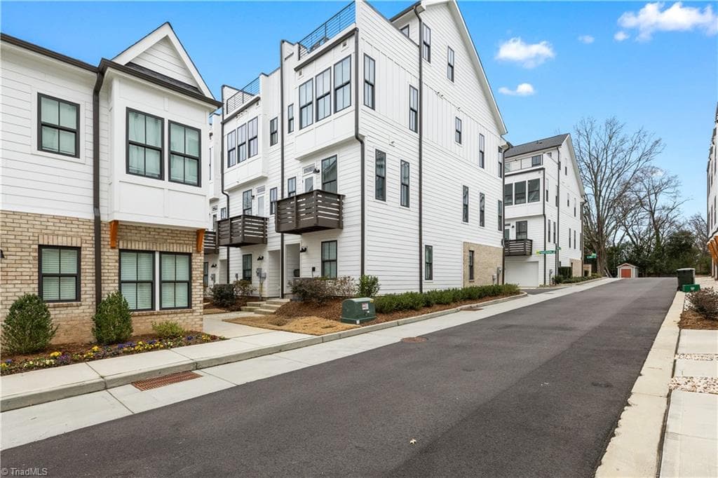 Stick/Site Built at 1130 Pegram Crossing, Charlotte NC 28205, Charlotte, photo 59 of 78