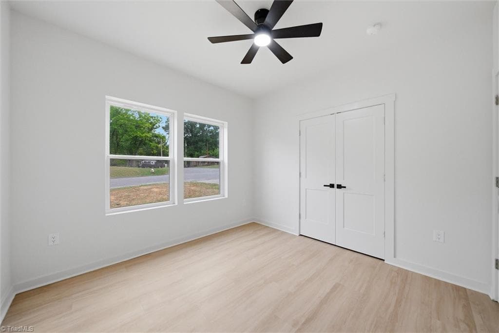 Stick/Site Built at 405 W Willis Avenue, High Point NC 27260, photo 19 of 29