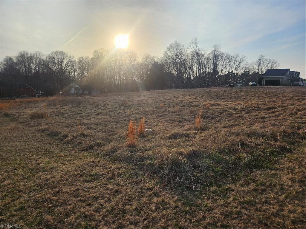 232 Chickasaw Drive, Reidsville NC 27320