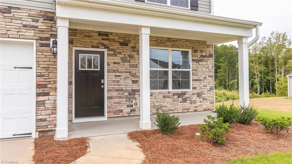 Stick/Site Built at 3108 Hannaford Drive, Mebane NC 27302, Mebane, photo 2 of 37