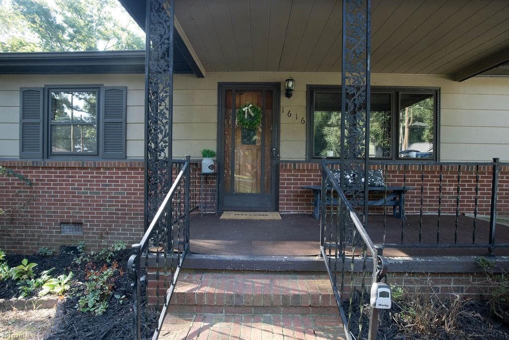 Stick/Site Built at 1616 Lucas Avenue, Greensboro NC 27405, photo 20 of 21