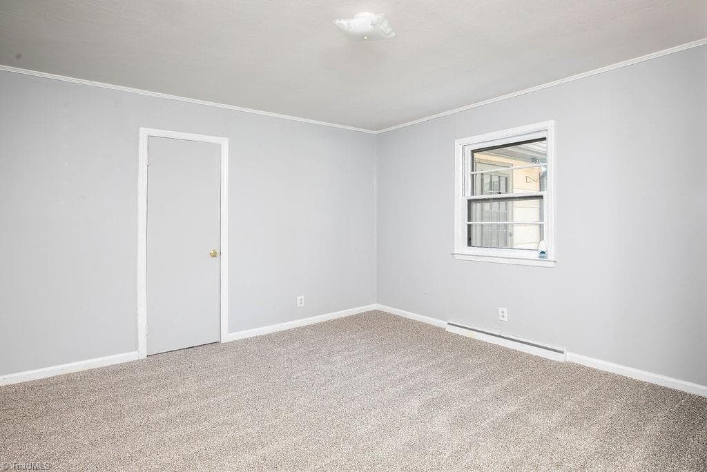 Stick/Site Built at 1616 Lucas Avenue, Greensboro NC 27405, photo 9 of 21
