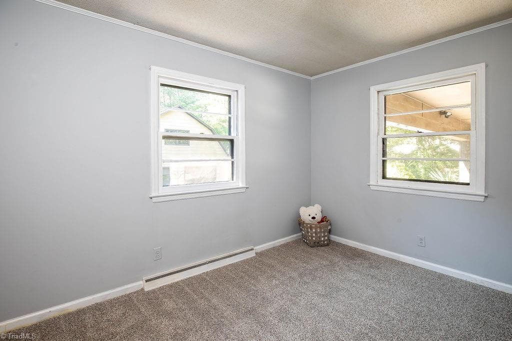 Stick/Site Built at 1616 Lucas Avenue, Greensboro NC 27405, photo 10 of 21