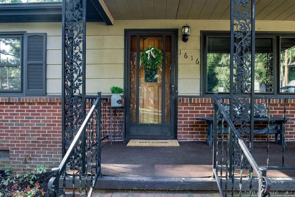 Stick/Site Built at 1616 Lucas Avenue, Greensboro NC 27405, photo 19 of 21