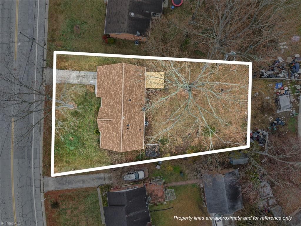 Stick/Site Built at 2311 Four Seasons Boulevard, Greensboro NC 27407, photo 2 of 41