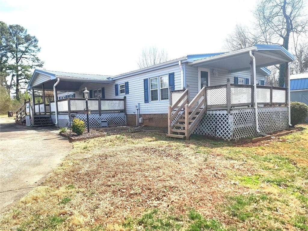 Manufactured Home at 220 Joyner Circle, Rural Hall NC 27045, photo 22 of 29