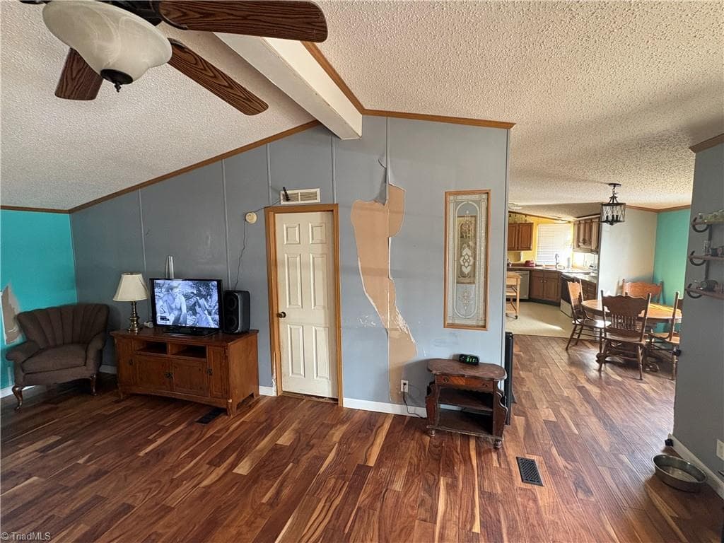 Manufactured Home at 125 Maple Hollow Road, Mount Airy NC 27030, photo 6 of 20