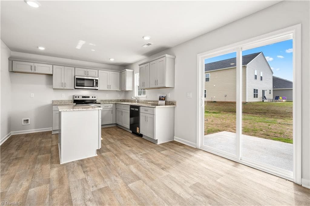 Stick/Site Built at 128 Greenbrier Way, Stoneville NC 27048, Stoneville, photo 11 of 20