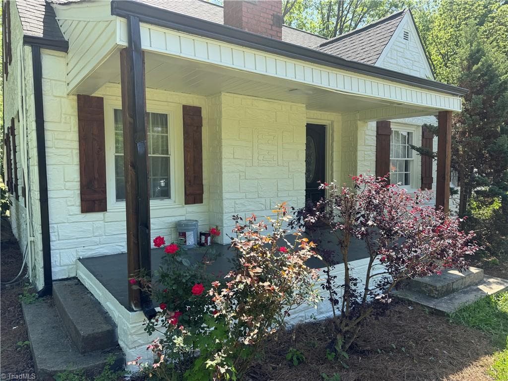 5719 Hackney Road, Greensboro NC 27409