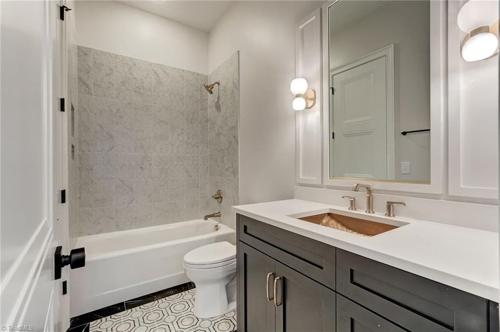 Main level guest en suite bath - 7688 Kyran Court, Oak Ridge NC 27310, Oak Ridge
