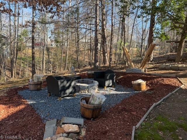 Manufactured Home at 206 Cardinal Drive, New London NC 27306, photo 7 of 22