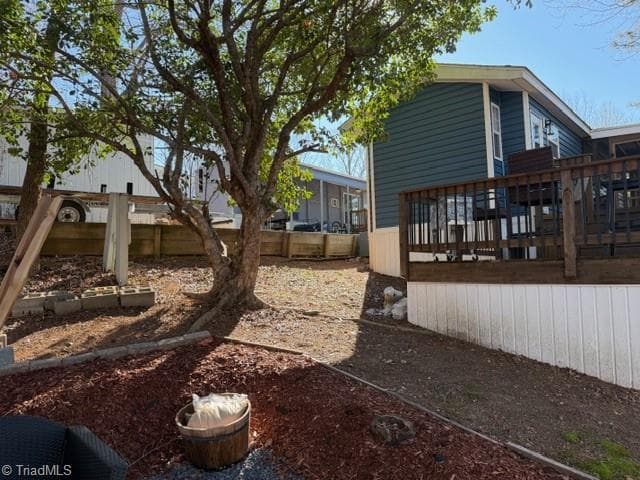 Manufactured Home at 206 Cardinal Drive, New London NC 27306, photo 4 of 22