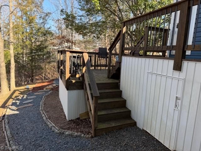 Manufactured Home at 206 Cardinal Drive, New London NC 27306, photo 8 of 22