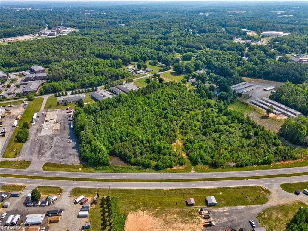 Retail at 0 Freeway Drive, Reidsville NC 27320, photo 2 of 11