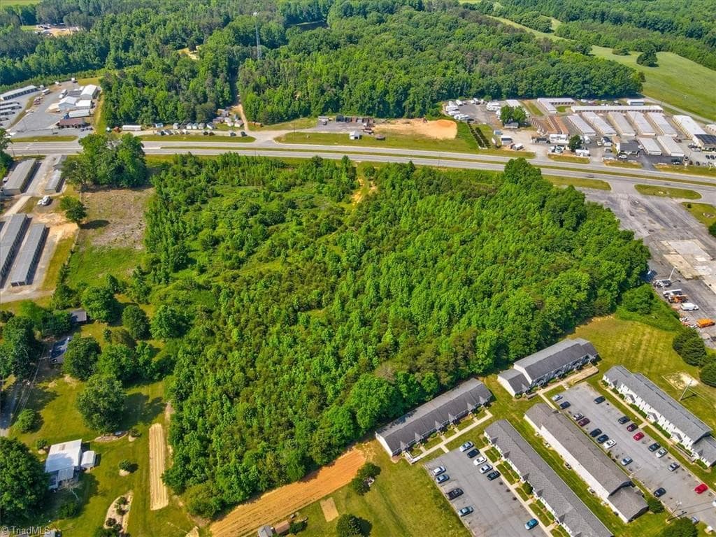 Retail at 0 Freeway Drive, Reidsville NC 27320, photo 5 of 11