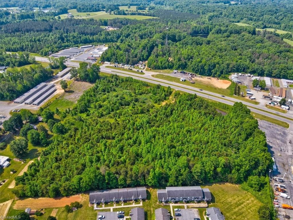 Retail at 0 Freeway Drive, Reidsville NC 27320, photo 4 of 11