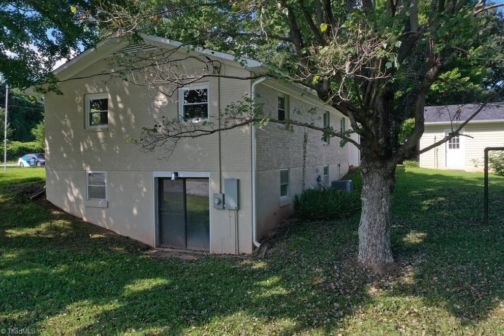 Stick/Site Built at 3125 Old US Highway 29, Pelham NC 27311, photo 10 of 15
