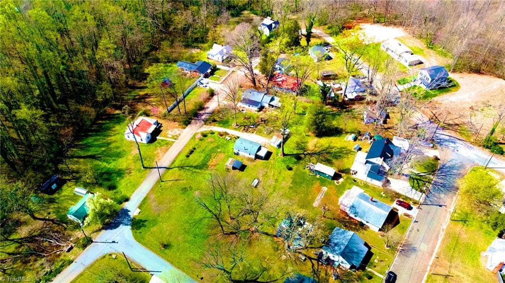 208 Aberdeen Drive, Lexington NC 27292