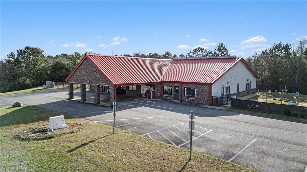 Remarks at 6490 Franz Warner Parkway, Whitsett NC 27377, photo 13 of 15