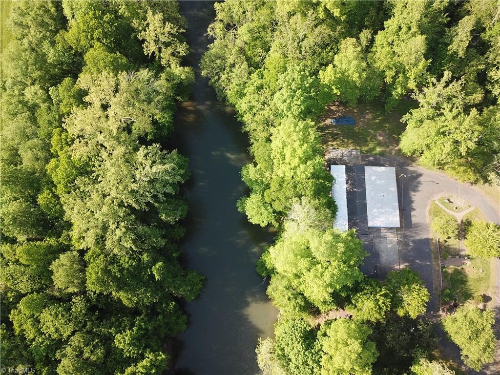 Office at 347 Kings Highway, Eden NC 27288, photo 6 of 12