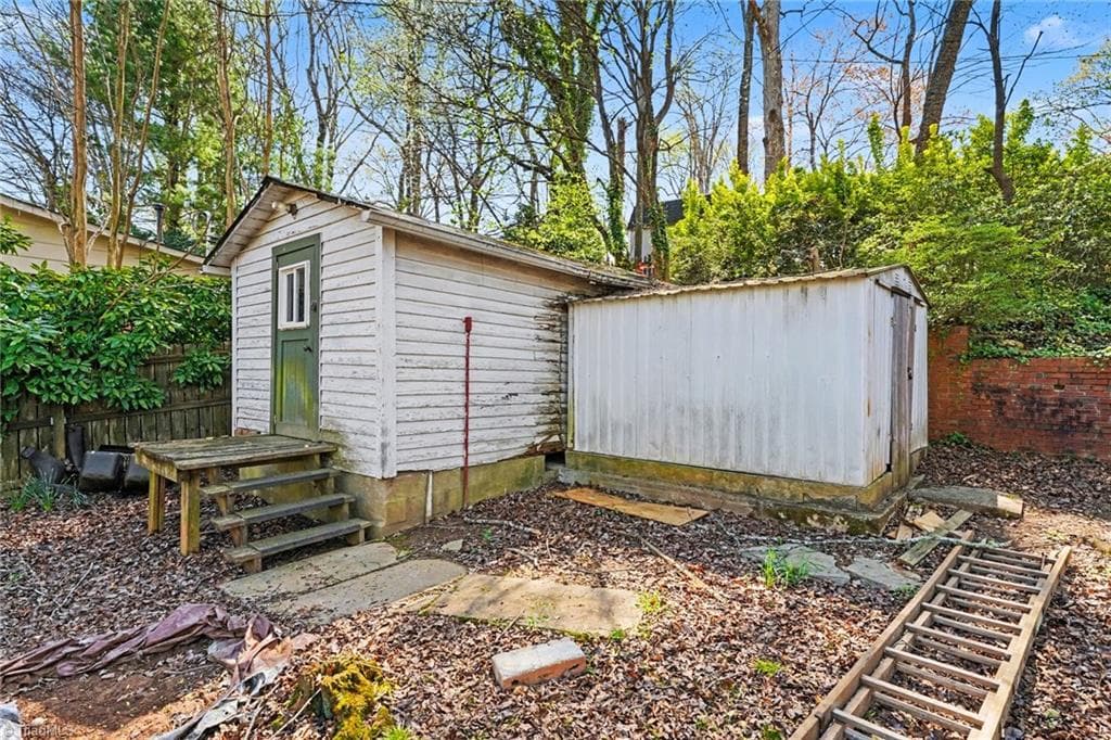 Stick/Site Built at 3410 Fern Place, Greensboro NC 27408, photo 27 of 29