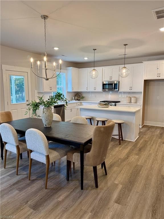 Stick/Site Built at 4228 Motisheri Cove, High Point NC 27265, photo 5 of 18