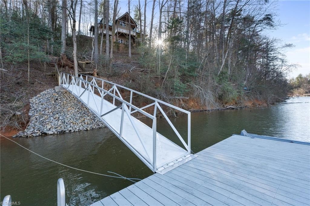 Stick/Site Built at 490 Blue Heron Lane, Wilkesboro NC 28697, Wilkesboro, photo 9 of 100
