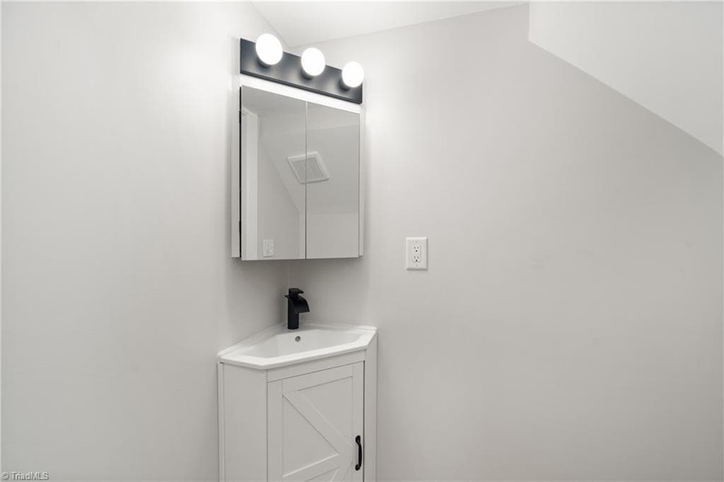 Stick/Site Built at 534 Virginia Drive, Yadkinville NC 27055, photo 17 of 34
