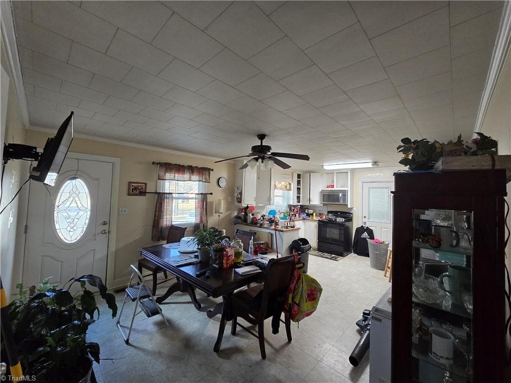 Stick/Site Built at 499 Raymond Street, Mocksville NC 27028, photo 4 of 12