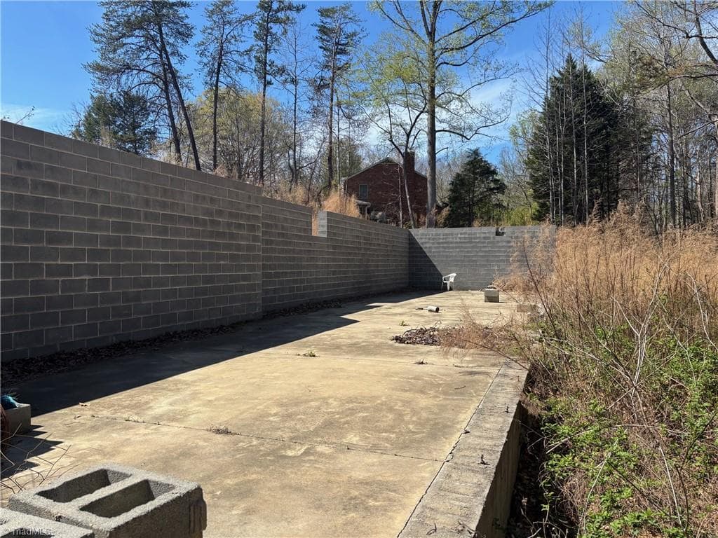 Single Family Residence at 3623 Greystone Drive, Winston-Salem NC 27107, Winston-Salem, photo 11 of 30