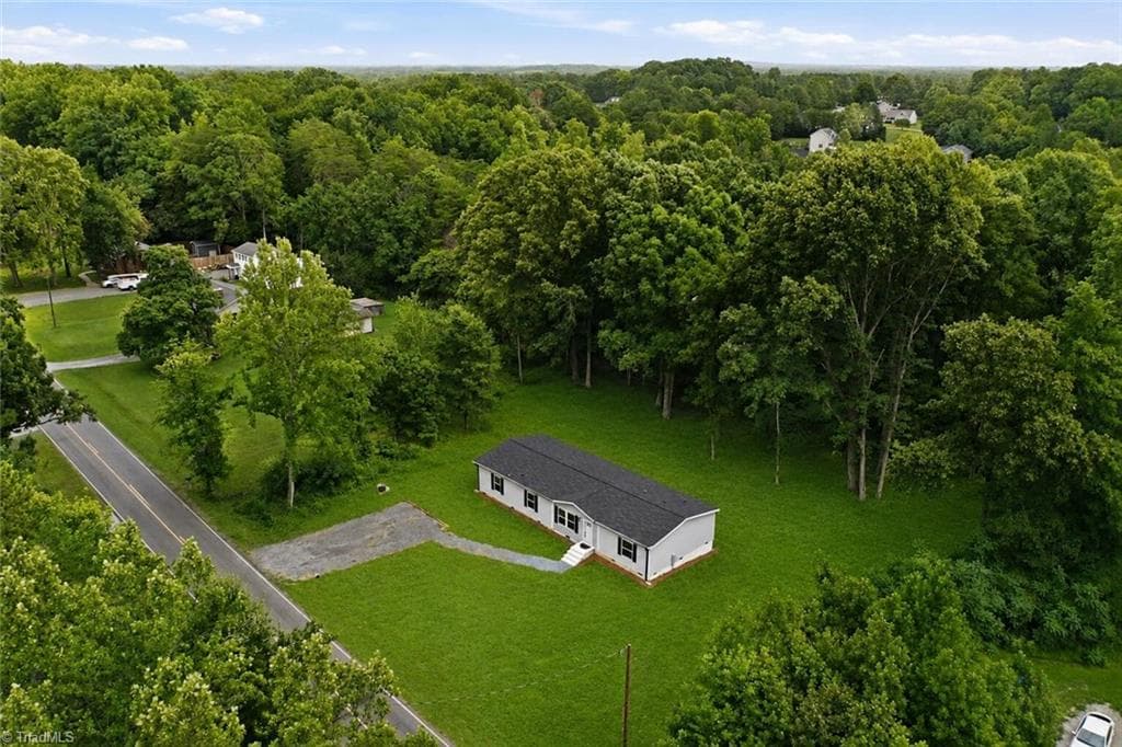 Manufactured Home at 6008 Apple Wyrick Road, Gibsonville NC 27249, photo 42 of 47