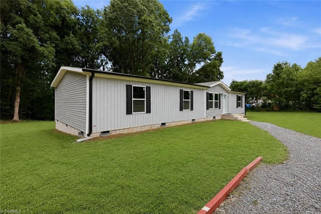 Manufactured Home at 6008 Apple Wyrick Road, Gibsonville NC 27249, photo 41 of 47