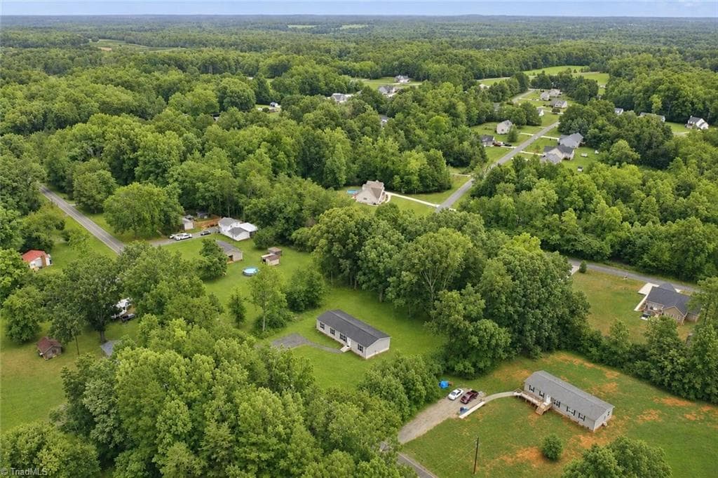 Manufactured Home at 6008 Apple Wyrick Road, Gibsonville NC 27249, photo 44 of 47