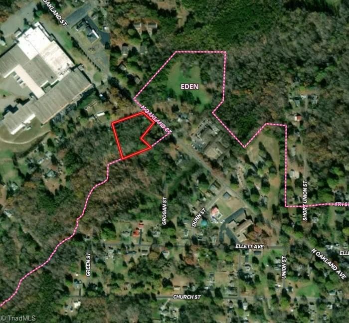 Single Family Residence at 130 Vintage Road, Eden NC 27288, Eden, photo 3 of 9