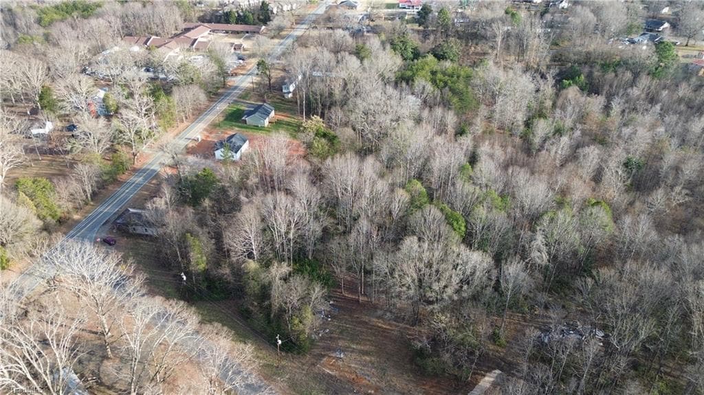 Single Family Residence at 130 Vintage Road, Eden NC 27288, Eden, photo 4 of 9