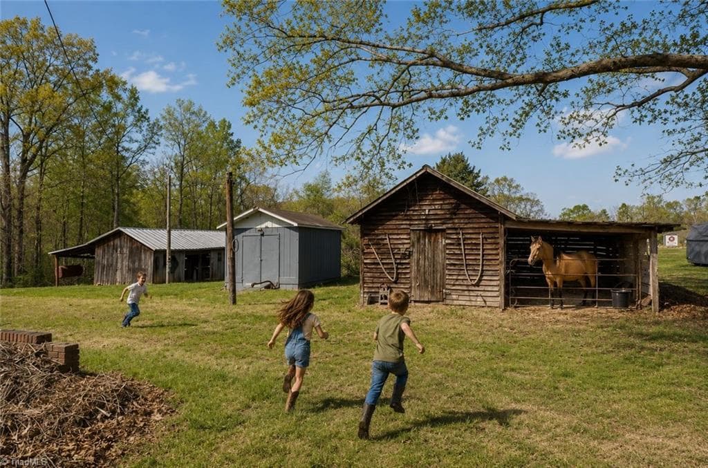 Stick/Site Built at 9188 NC HIGHWAY 8, Lexington NC 27292, Lexington, photo 22 of 42