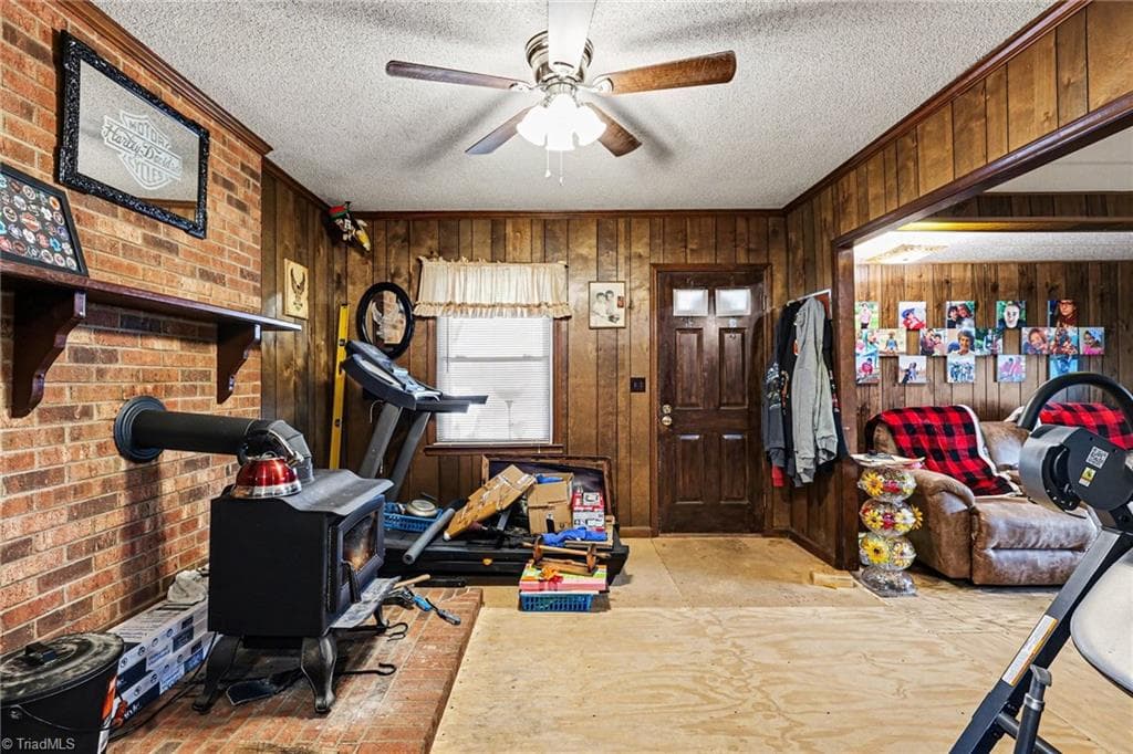 Manufactured Home at 1817 Amostown Road, Sandy Ridge NC 27046, photo 6 of 49